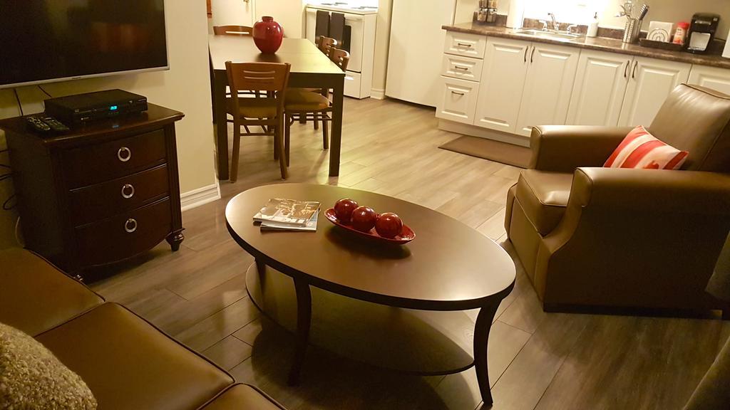 1-Bedroom Apartment Sweet #8 By Amazing Property Rentals Gatineau Ngoại thất bức ảnh